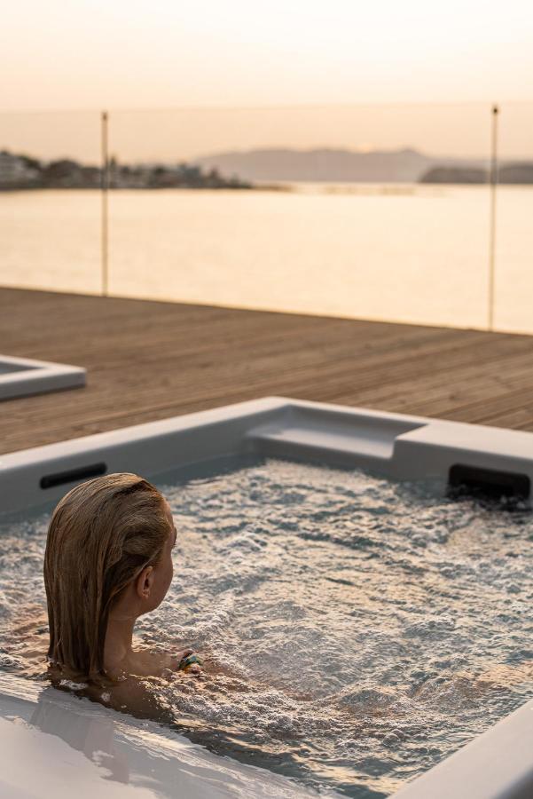 Domus Aqua Villa Kato Daratso Exterior foto